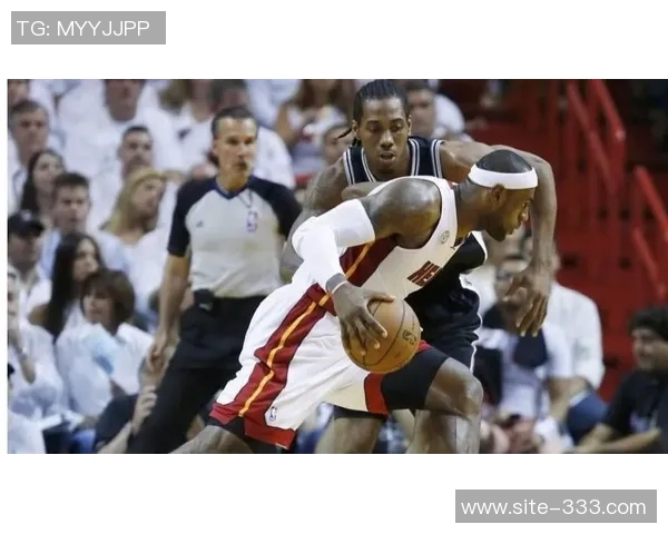 布莱斯前场篮板补篮詹姆斯兴奋转发赛场瞬间赞叹6号表现出色