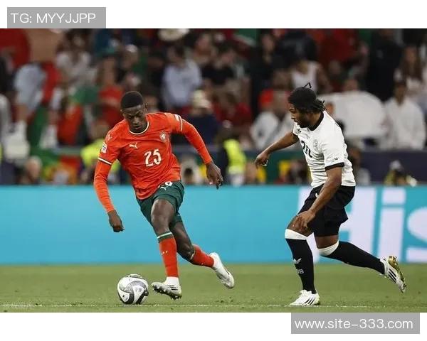 拜亚：亚马尔应向C罗学习场外生活梅西同样值得效仿